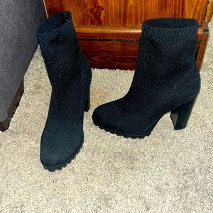 7.5 All Black Ankle Sock Boots